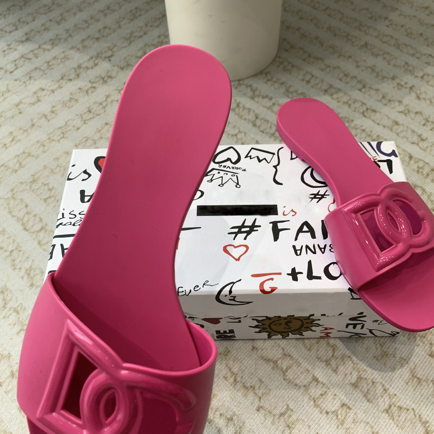 Luxury Designers Slipper Woman 2025 Summer Sandals Beach Slides Women Slippers Ladies Flip Flops Sandales Et Pantoufles Pour Femmes