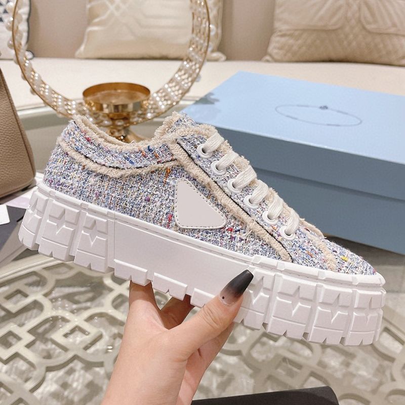 Womens Wheel Nylon Gabardine Sneaker White Platform Shoes Lady Canvas Sneakers Chunky Textured Sole Embossed Rubber Triangle Flat Cotton Laces outdoor shoes