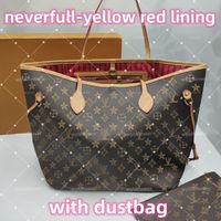 Brown print_red lining