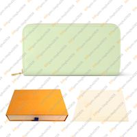 27683# Green / With Dust Bag & Box