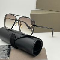Black frame gradient tea lens