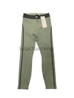 Pea green pant 03