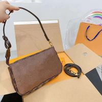 Grid Brown