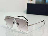 Silver-Gradient grey lens