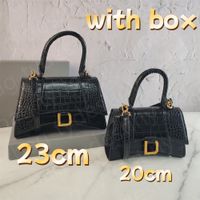 Cro-Black-Gold