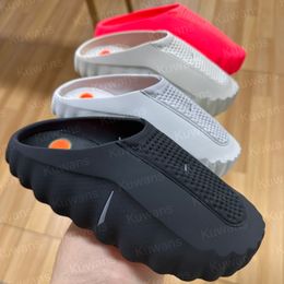 Desginer Mind 001 Slide Slides Mind001 Slippers Soft Rubber Tech Comfortable Sandals Mules Clog Black Red Bone Light Smoke Grey Men Women Summer Shoes 002
