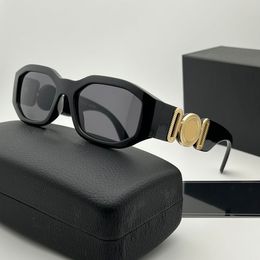 Summer Sunglasses For Men Women 4361 Designer Style Anti-Ultraviolet Retro Plate Plank Full Frame Random Box