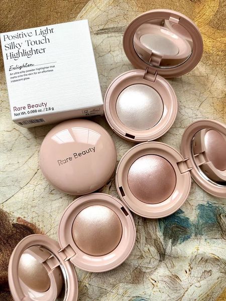 Makeup Highlighter Rare Beauty Powder Highlighters Enlighten 2.8g Positive Light Silky Touch Glow Bronzers Highlightering Face Cheek Cosmetics Good Quality